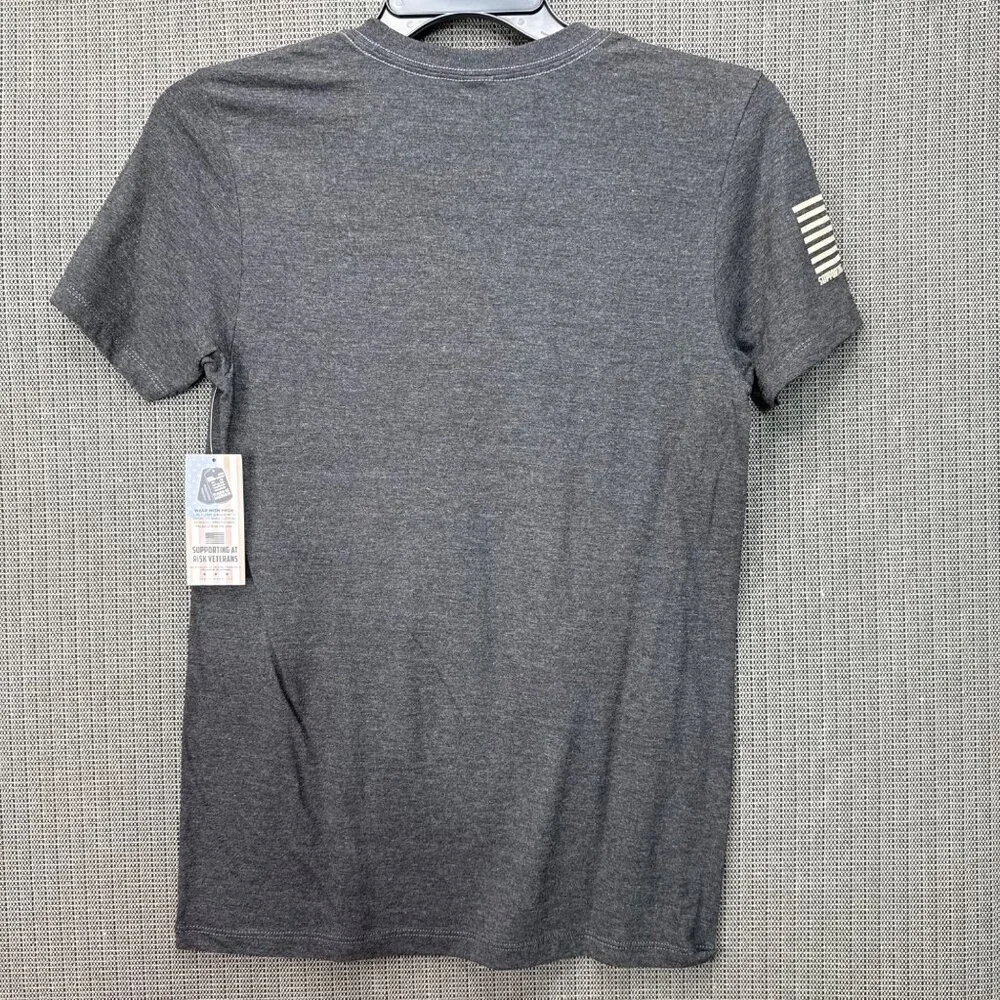 Rags Of Honor Size S Charcoal Gray T-Shirt With Camo American Flag Design - Picture 6 of 6